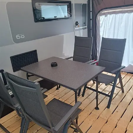 Kamp Victoria Fkk Naturist Bunculuka Baska (Krk)